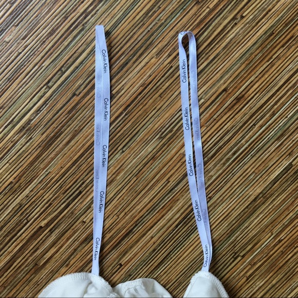 Calvin Klein Top White Womens Semi Sheer Zebra EUC - Picture 9 of 9